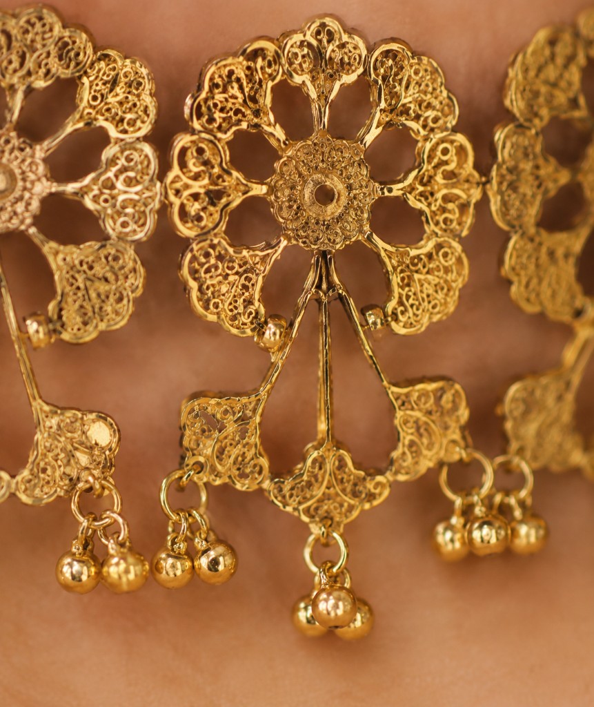 Filigree detail on the Mira Floral Choker
